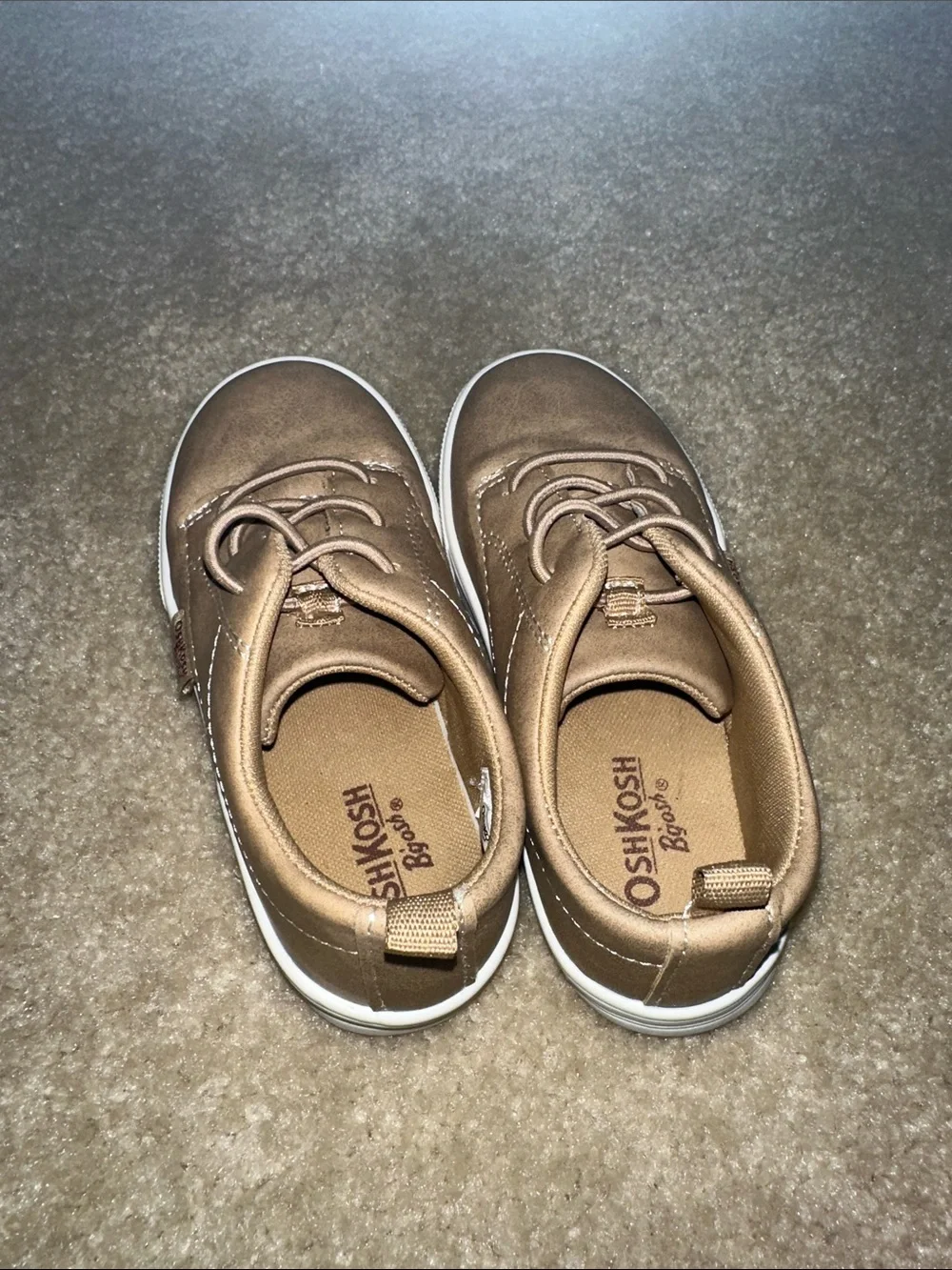 OshKosh B'gosh Little Kids Tan Faux-Leather Lace Sneakers